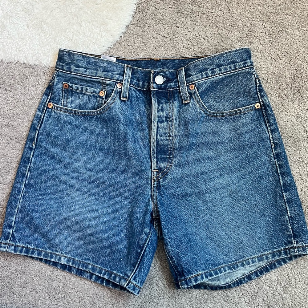Levi’s 501 Long Short
